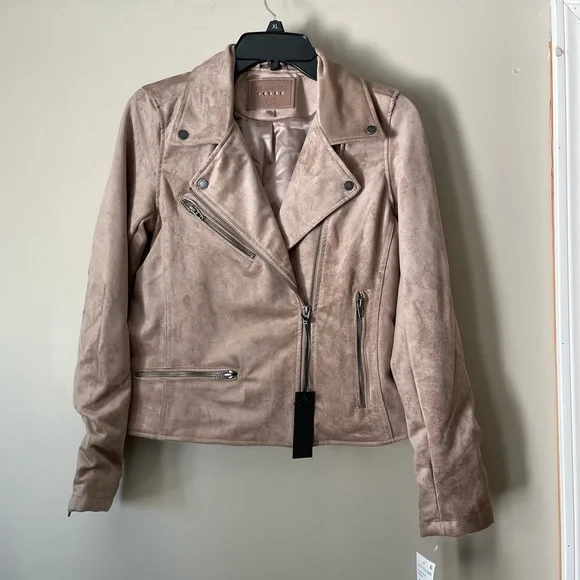 BLANKNYC Faux SUEDE JACKET. NWT - Picture 2 of 3